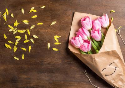 Obálka C6 barevná - tulipány